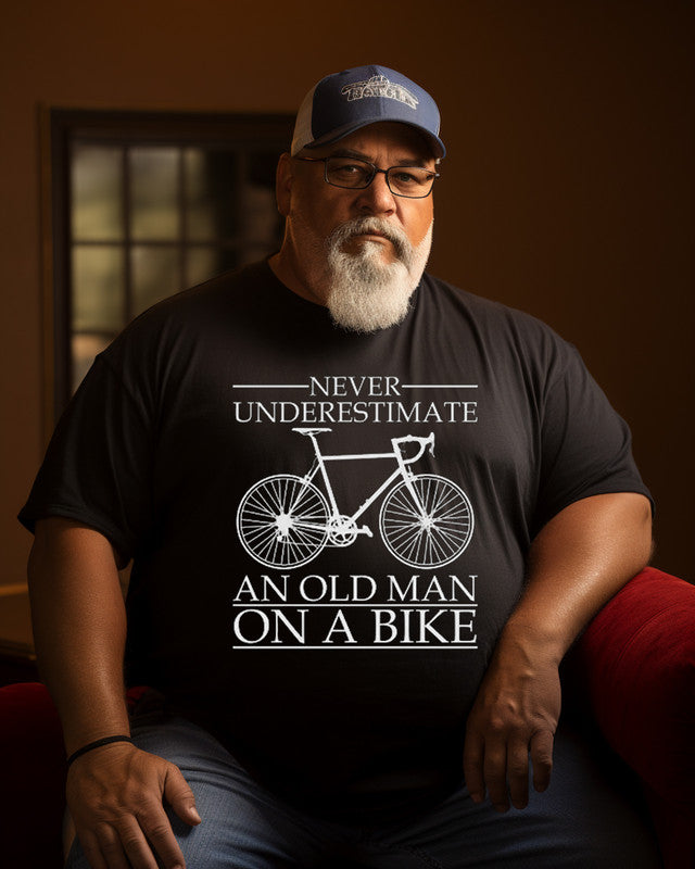 Men's “Never Underestimate An Old Man On A Bike” Print Plus Size T-shirt  ， Grandpa shirt