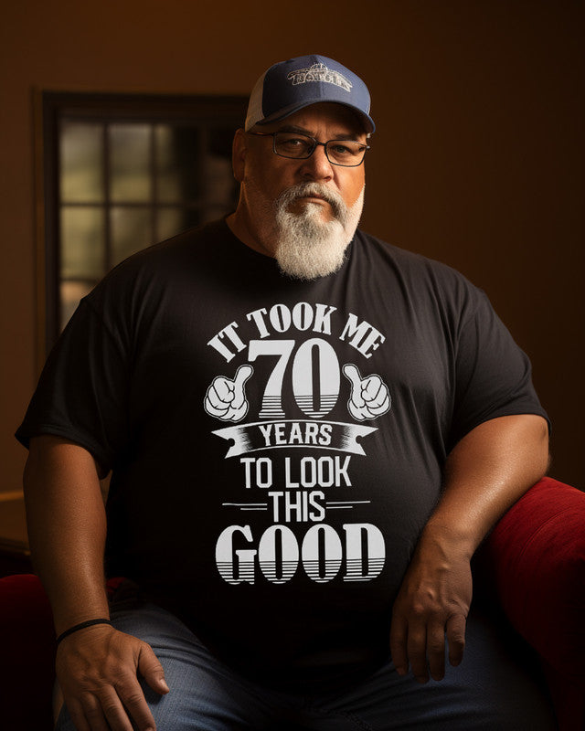 Men's "It Took Me 70 Years To Look This Good" Print Plus Size T-shir  Grandpa shirt, Birthday Party Shirt