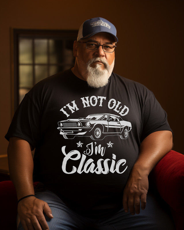 Men's "I'm Not Old I'm A Classic "Retro Car Print Plus Size T-shir  Grandpa shirt, Birthday Party Shirt